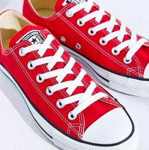 CONVERSE

Chuck Taylor All Star Low Top Sneaker